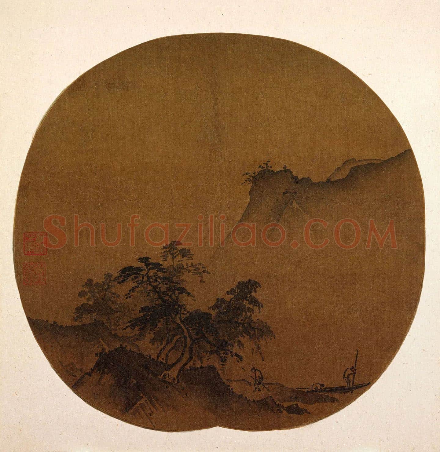 夏圭《泽畔疾风图》山水团扇