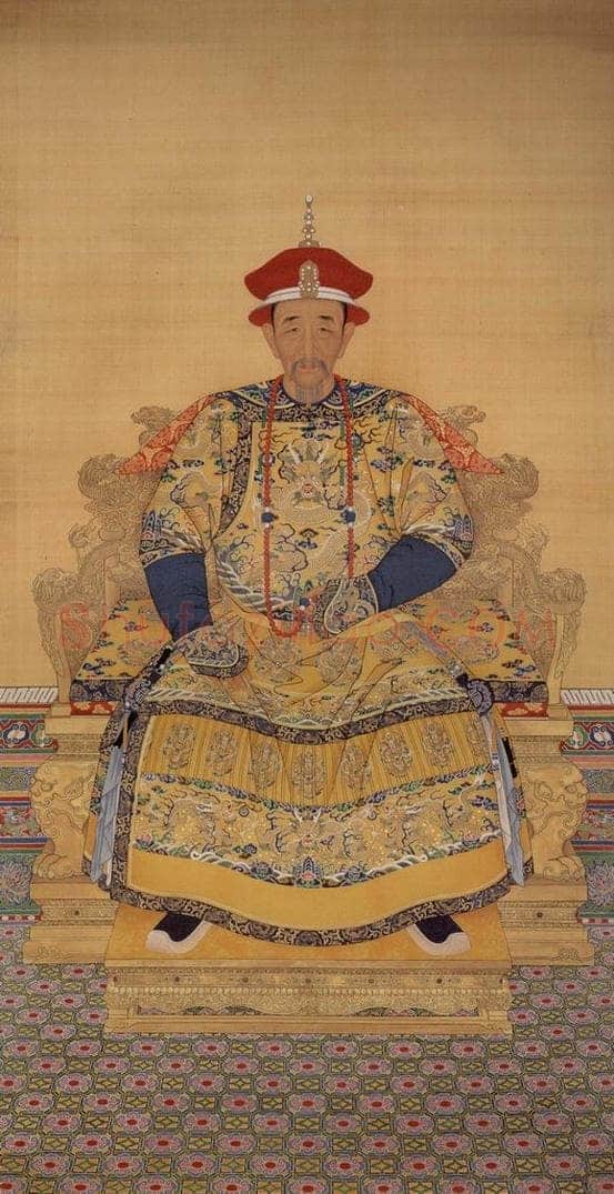 清 佚名 《玄烨朝服像》 书画作品